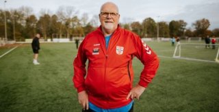 Nico Oosterom op het voetbalveld